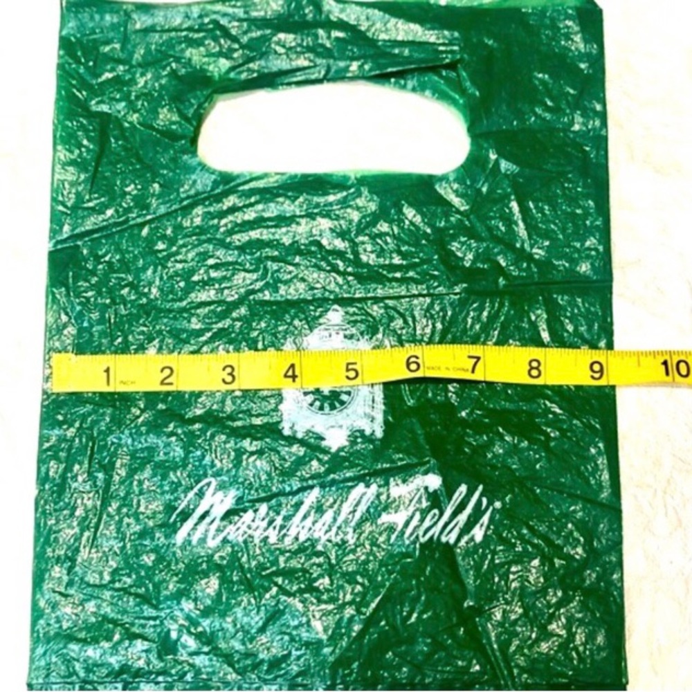 MARSHALL FIELD’S small signature green shopping bag size 9x12 used - Picture 8 of 10